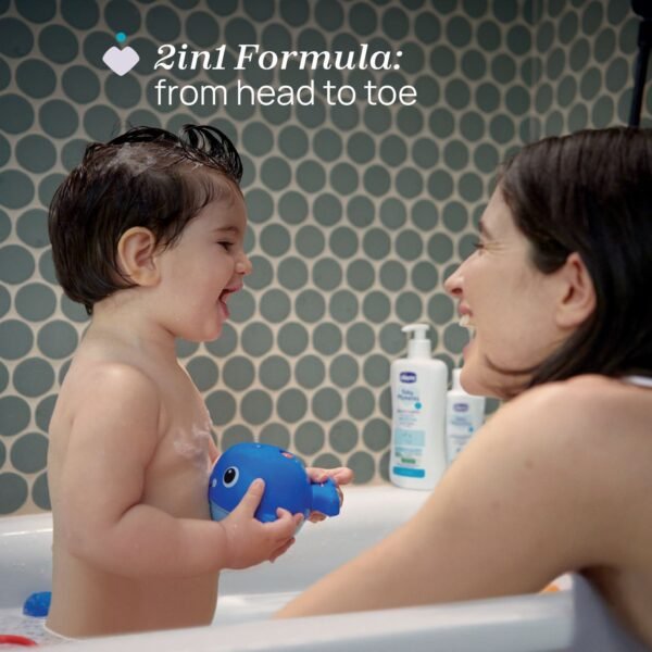 Chicco Baby Moments Gentle Wash & Shampoo for Daily Baby Care - 500 ml - Image 2