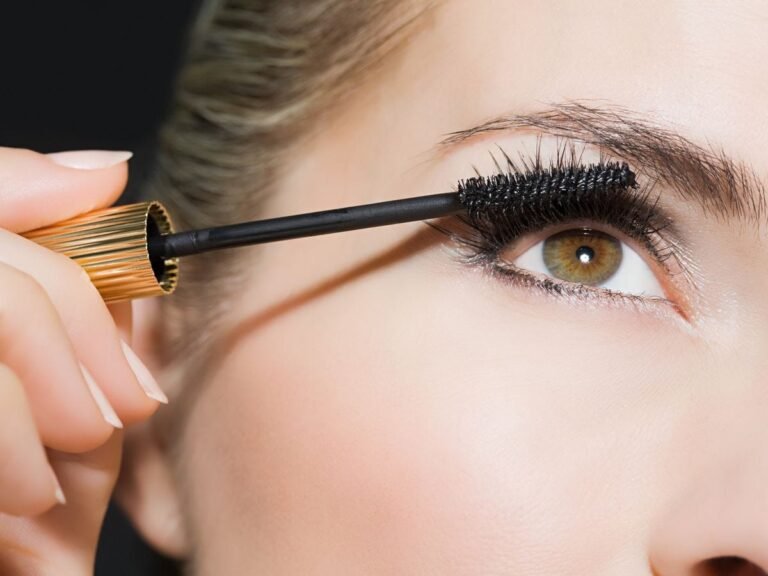 Loreal Volume Million Lashes Mascara Carbon - Black - Image 5