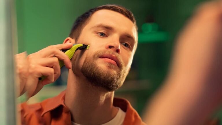 Philips QP2824/10 OneBlade Face & Body Set - Image 3