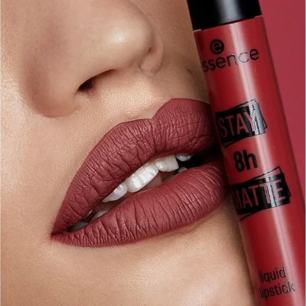 ⁦ايسنس احمر شفايف سائلة مطفية 08⁩ - الصورة ⁦6⁩