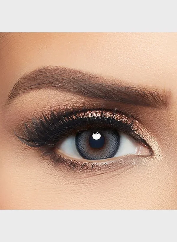 ليالا عدسات لاصقة سكاي بلو