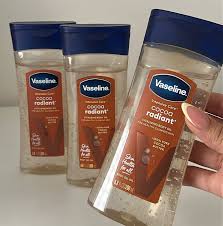 فازلين بودي أويل جل بالكاكاو 400 مل